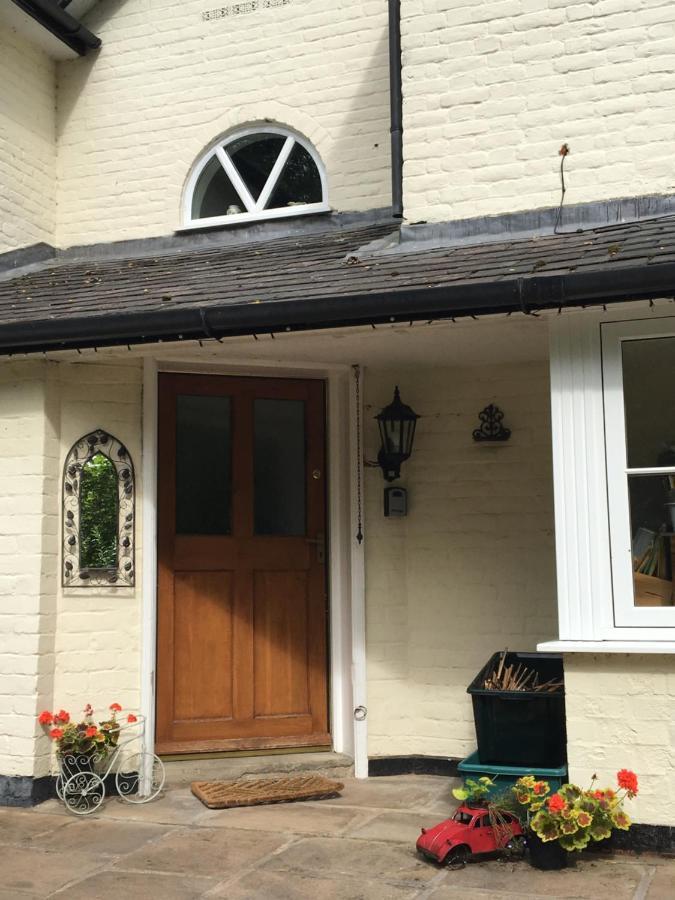 Bed and Breakfast Bron Hafren Montgomery Esterno foto