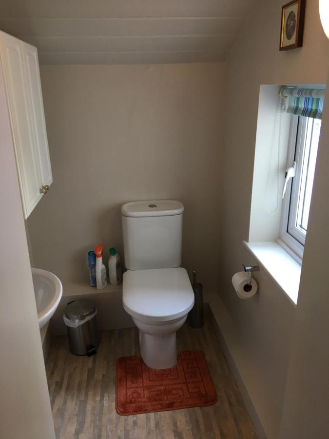 Bed and Breakfast Bron Hafren Montgomery Esterno foto