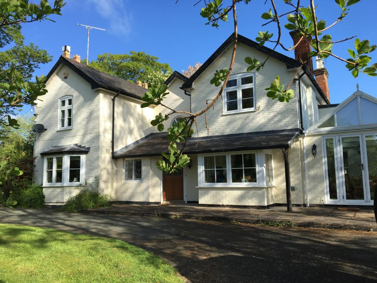 Bed and Breakfast Bron Hafren Montgomery Esterno foto