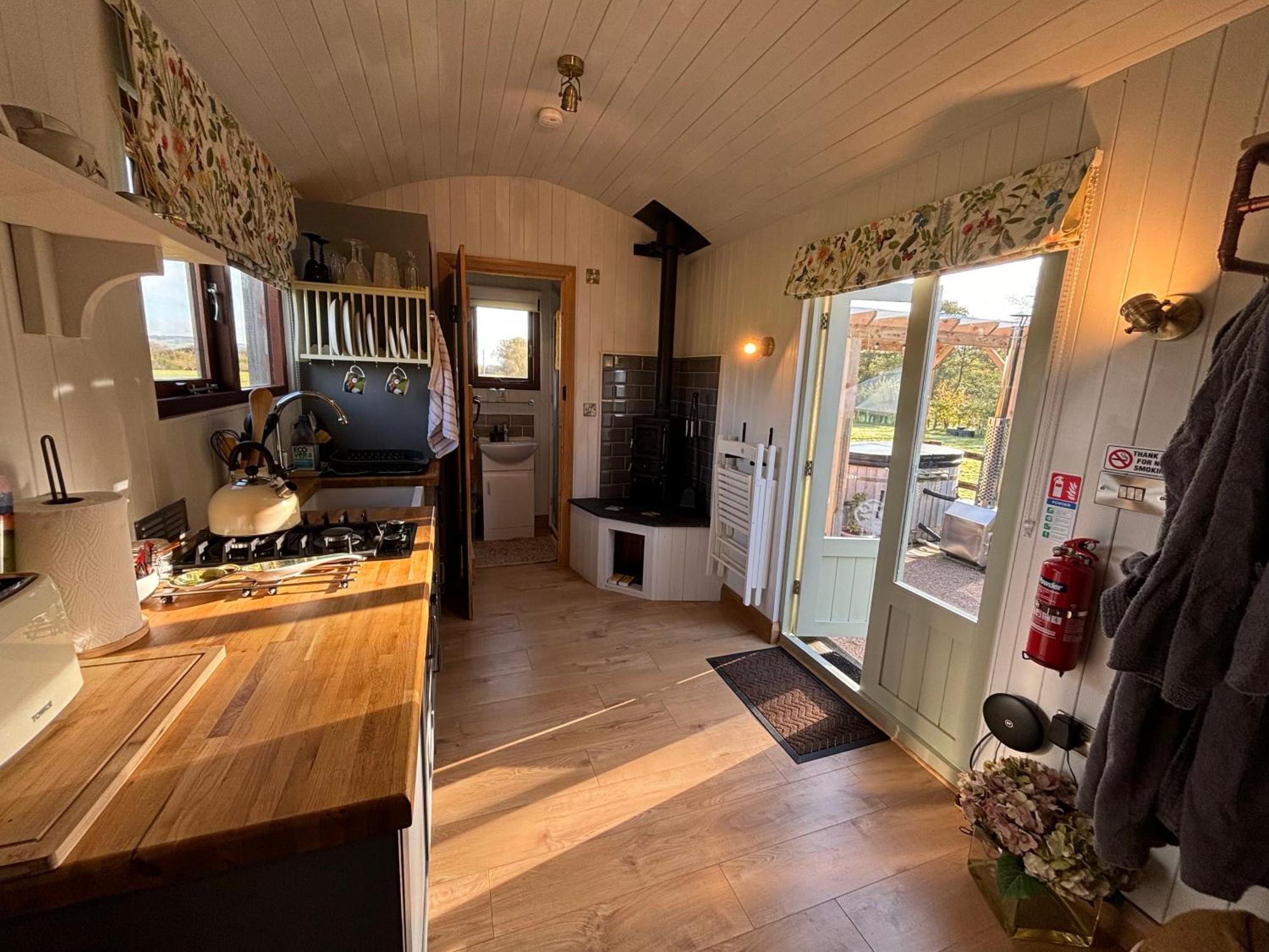 Bed and Breakfast Bron Hafren Montgomery Esterno foto